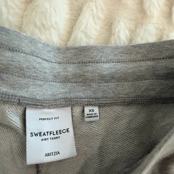 Aritzia Grey Wide-Leg Lounge Pants - Picture 3 of 3